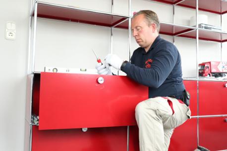 Our craftsmen always have the necessary special tools at hand